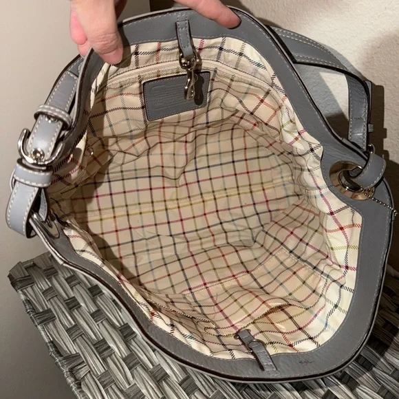 Coach Gray Leatherware Shoulder Bag Bucket Hobo Tattersall Plaid lining Z17197 - Picture 9 of 16